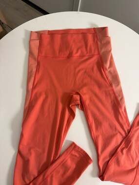 All in Motion Women's Contour High-Rise Colorblock Leggings with Pockets - Coral